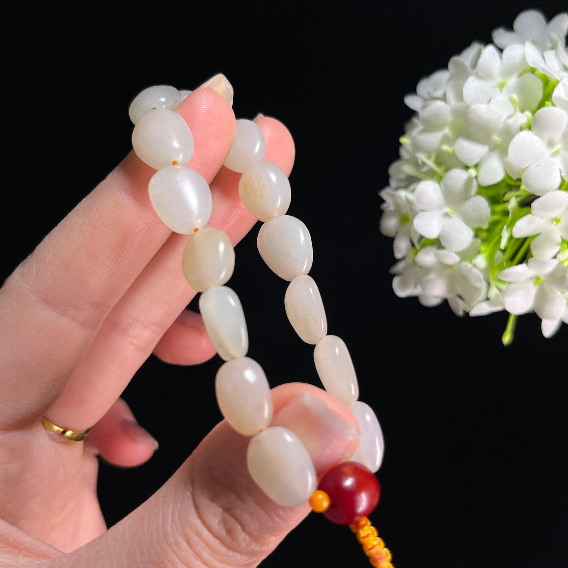 和田玉白玉洒金皮籽料原籽手串（yc332483）