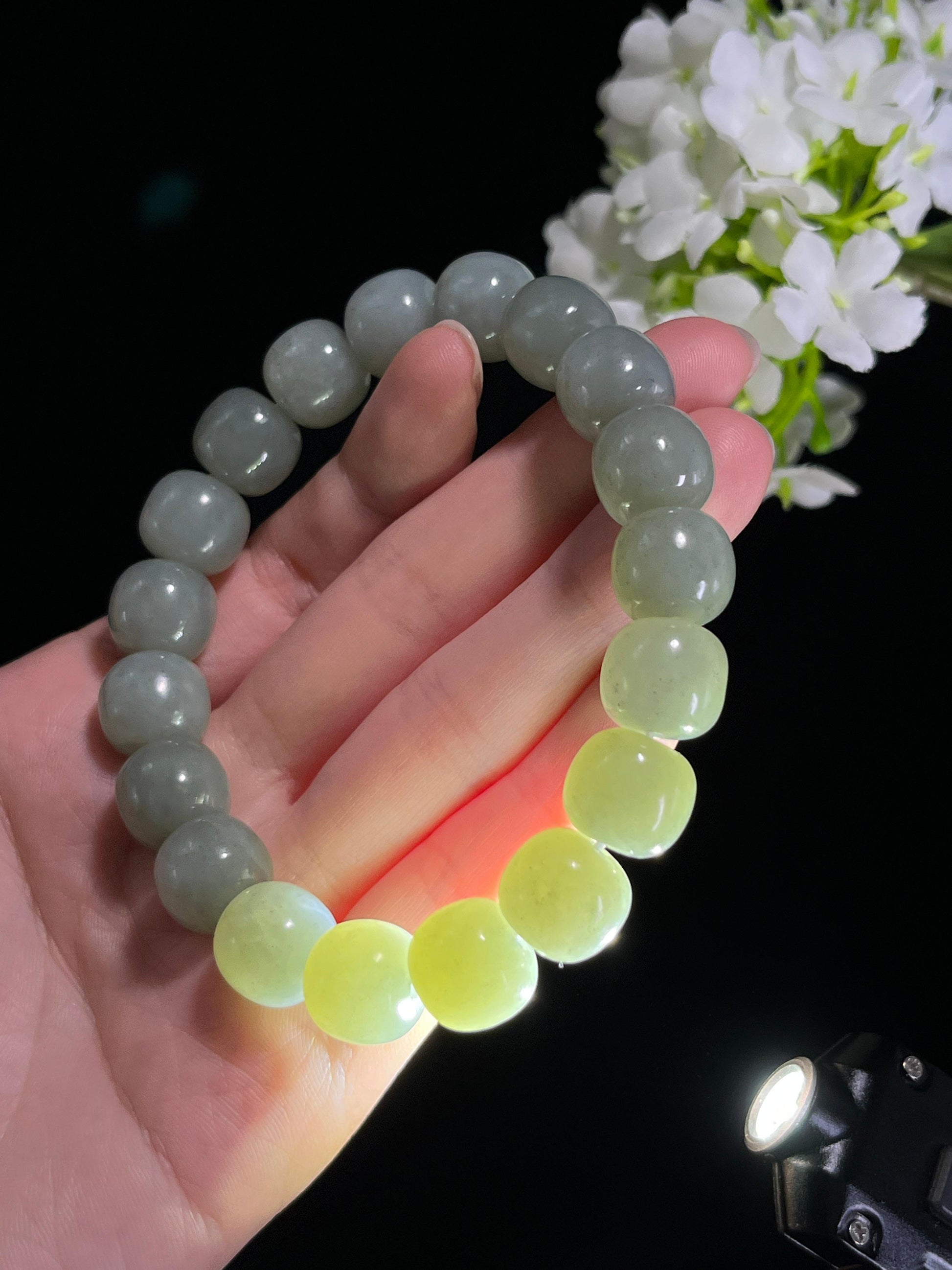 新疆天然和田玉籽料青玉手串3（yc272702）