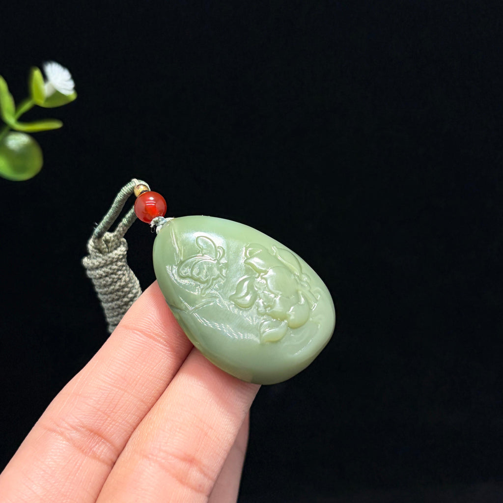 和田碧玉粉青蝶恋花挂件（yc781614）