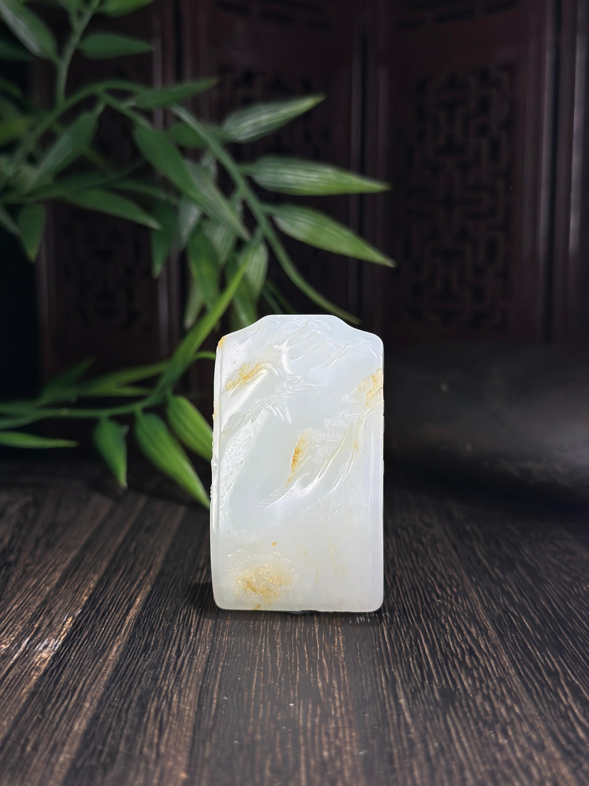 新疆和田玉珍品白玉洒金皮籽料山水牌（yc712165）