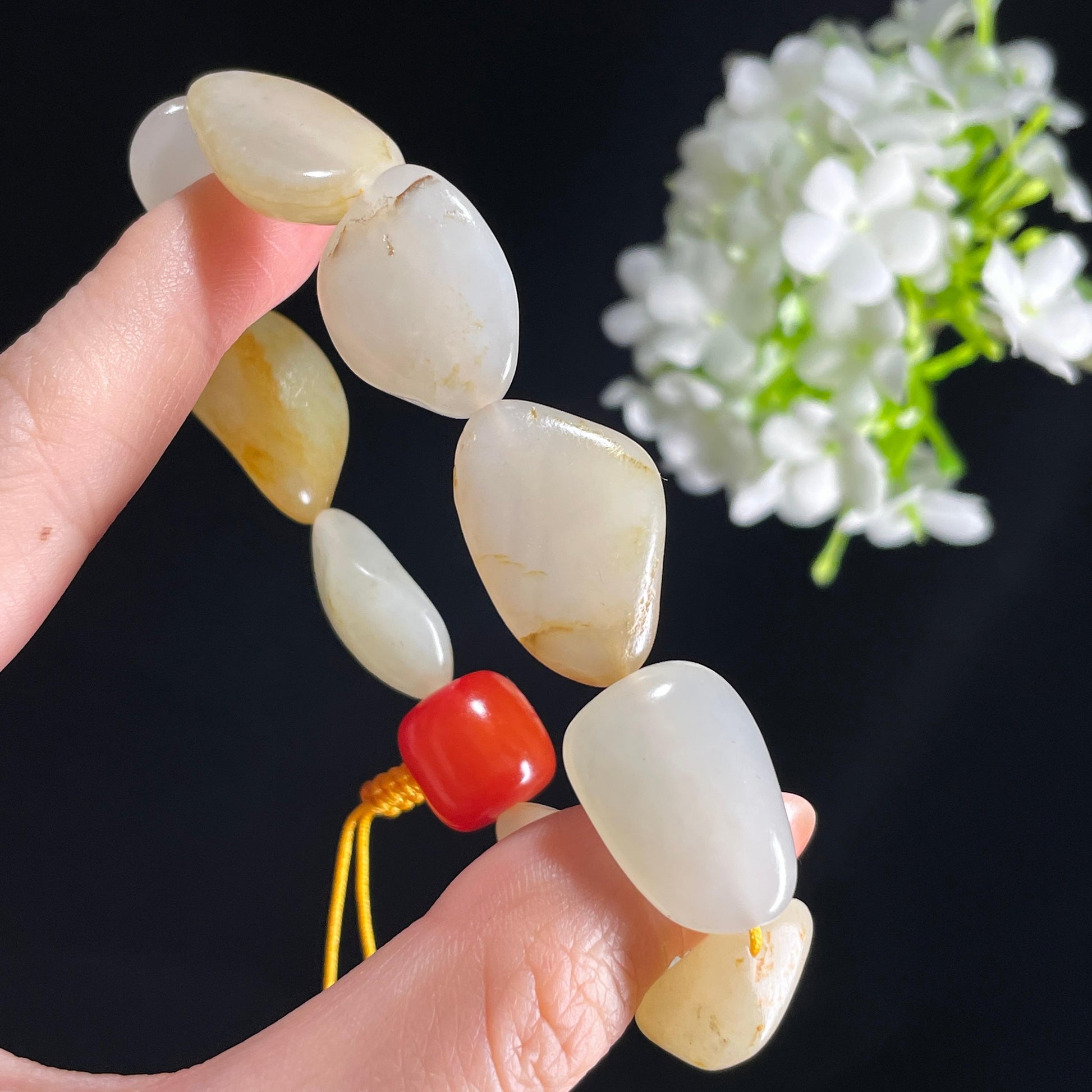 新疆天然和田玉白玉青白玉洒金皮原籽手串（9颗）（yc396034）