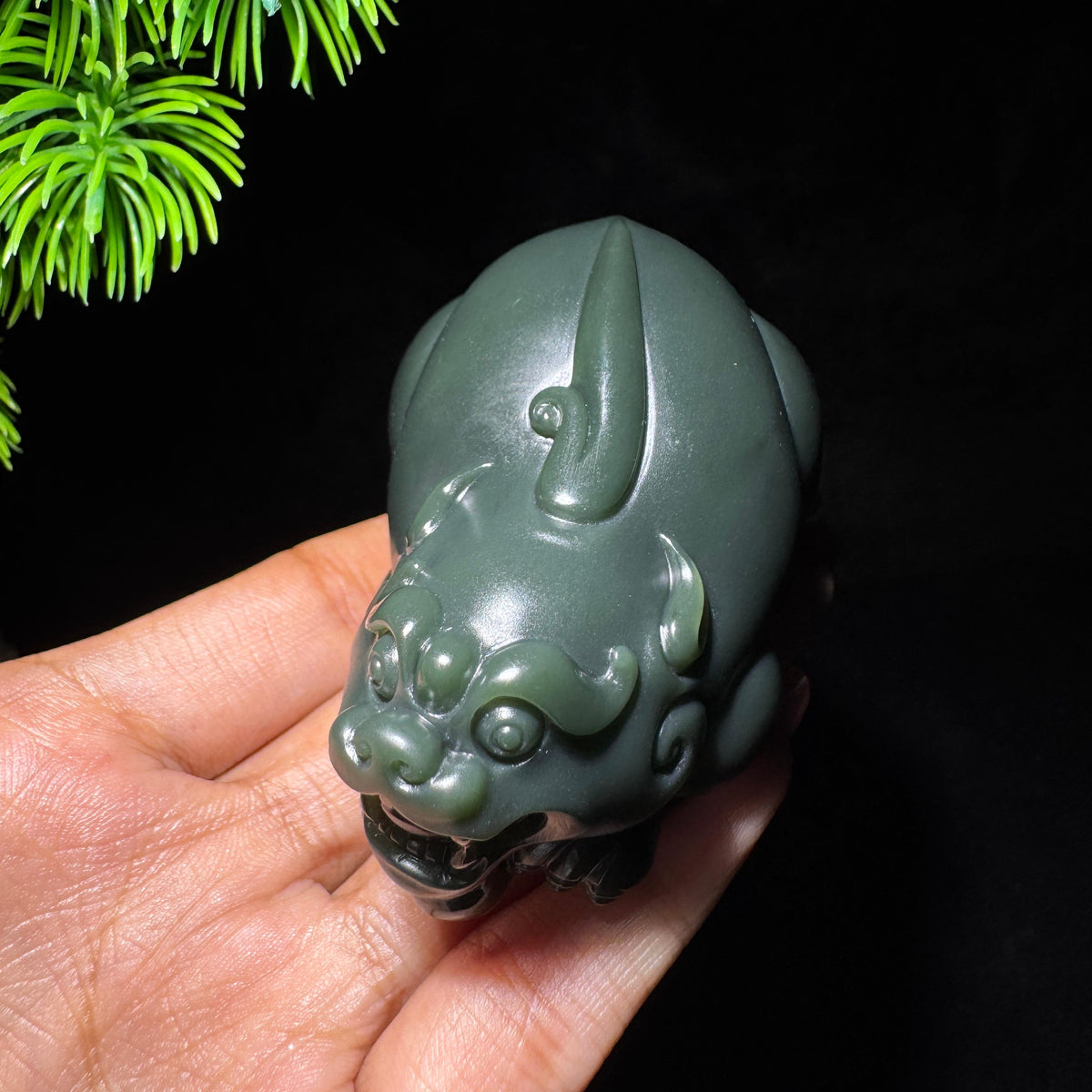 和田玉山料沙枣青貔貅（yc727194）