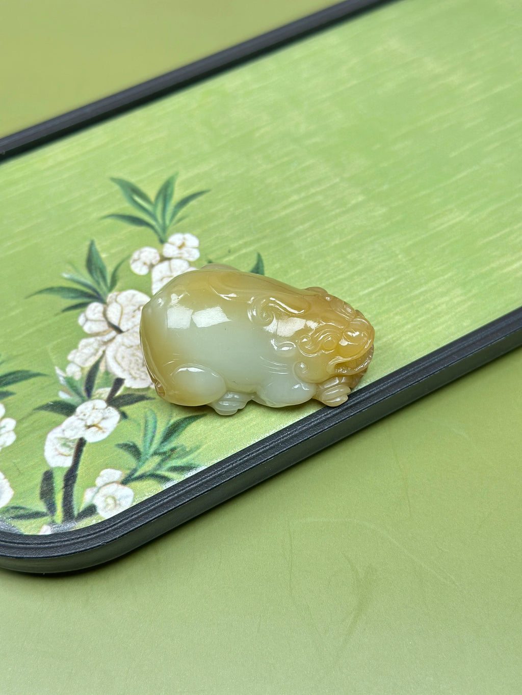 和田玉糖白貔貅手把件（yc752487）