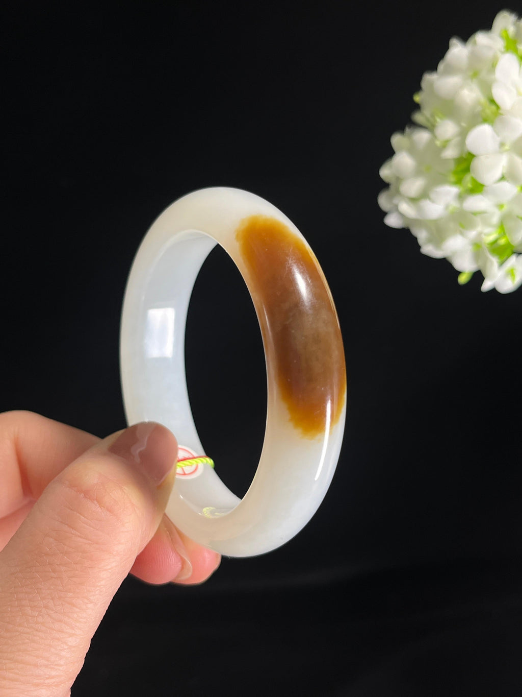 新疆天然和田玉“糖霜月”且末糖白手镯（卡55）（yc278081）