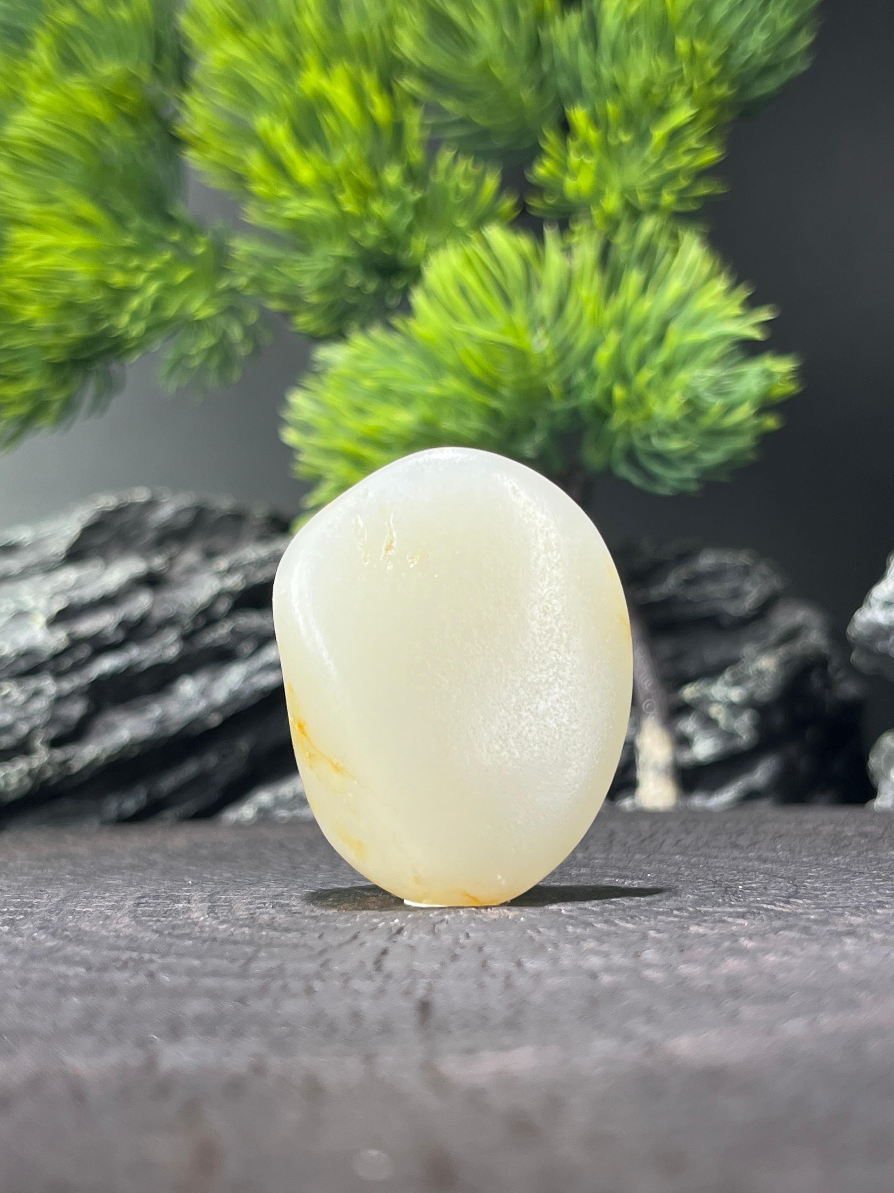 和田玉光白籽洒金皮“平安圆满”包金挂坠（yc224575） – 添福玉器