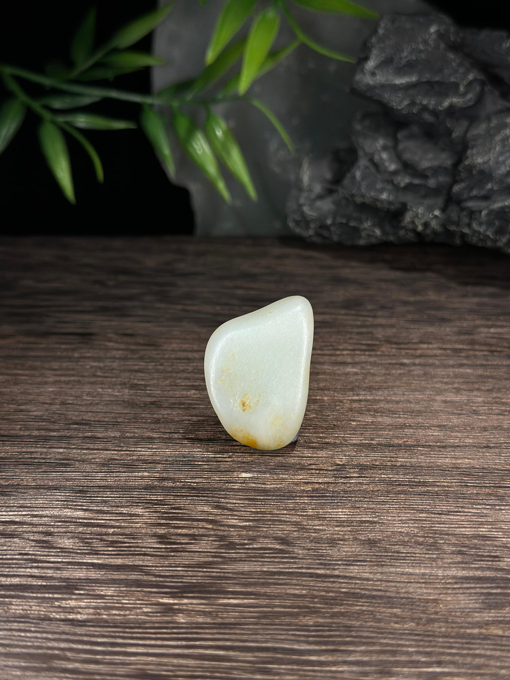 新疆和田玉白玉洒金皮籽料挂件（yc715748）