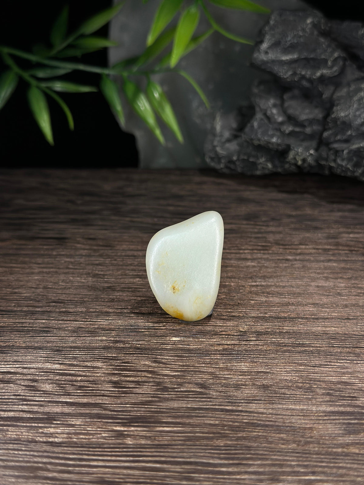 新疆和田玉白玉洒金皮籽料挂件（yc715748）