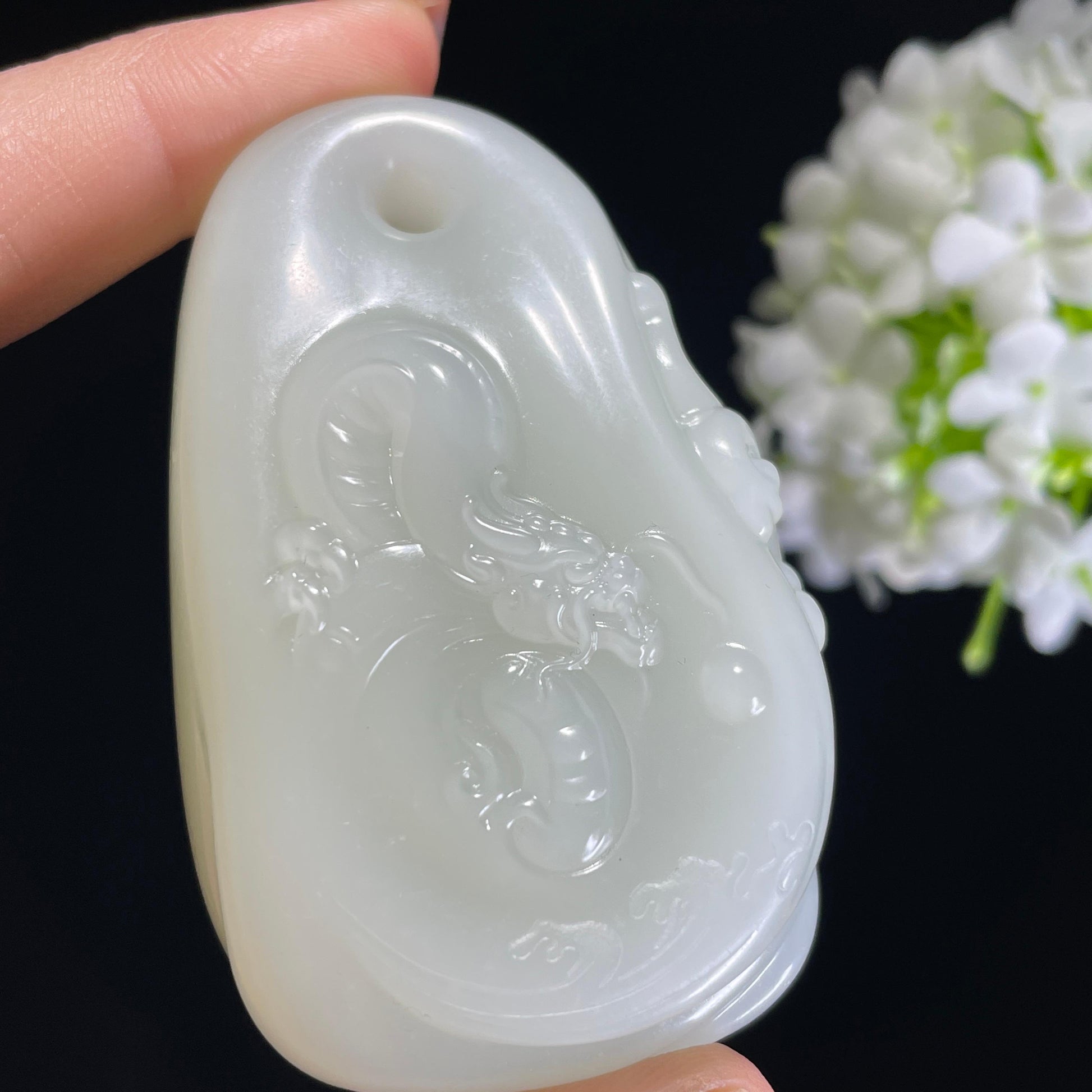 和田玉羊脂白玉“沧海龙腾”龙雕刻挂件（yc318436）