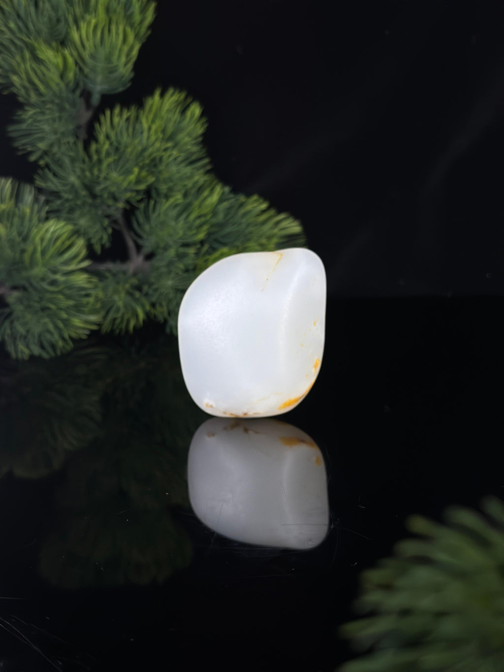 新疆天然和田玉一级白聚红皮牌型籽料（yc474024）