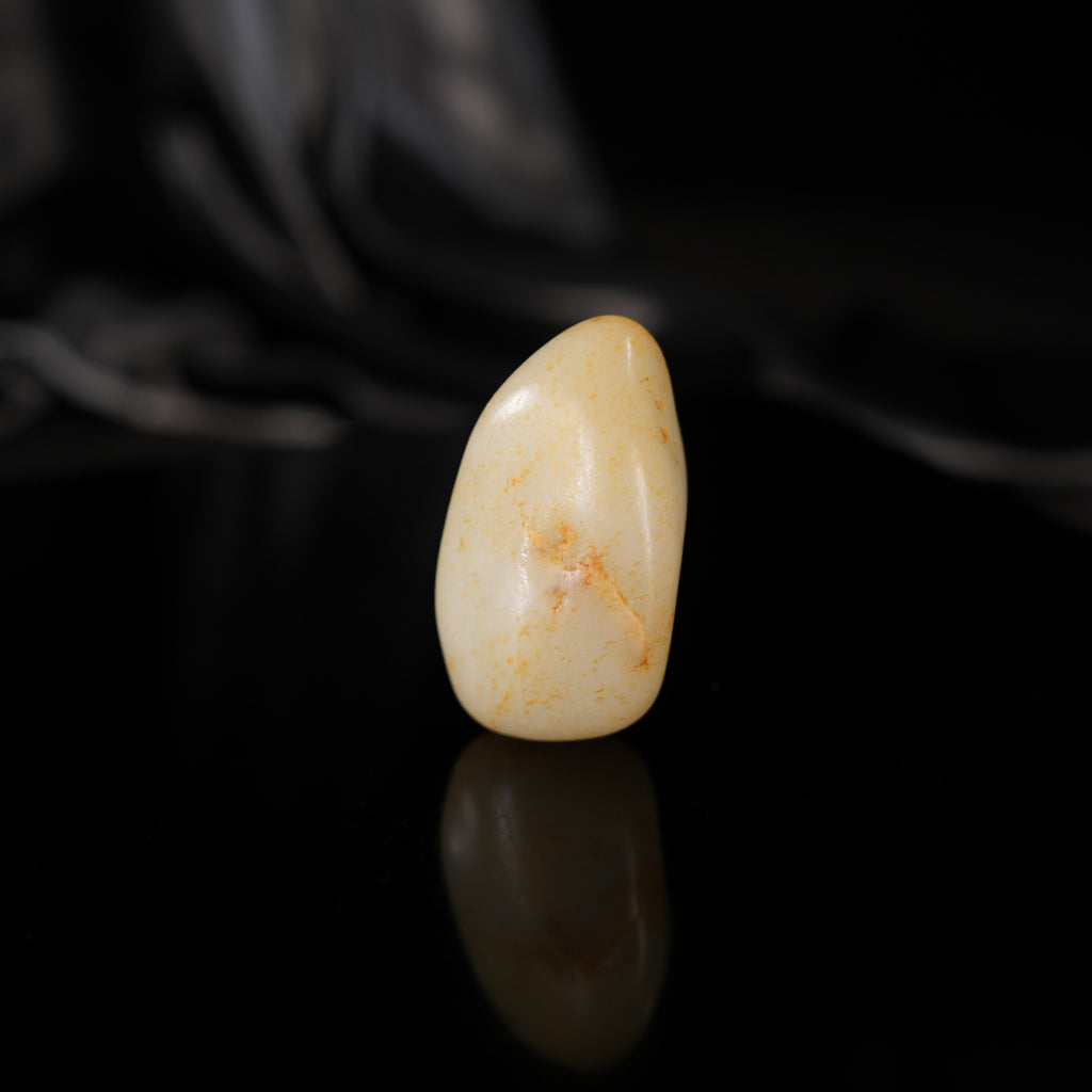 新疆和田玉“雪野流金”暖白种洒金皮籽料（yc450803）
