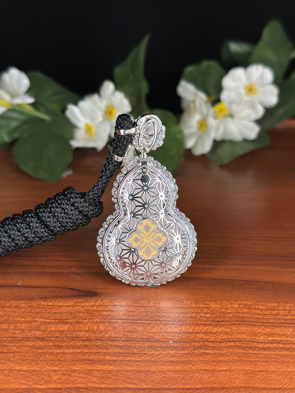 珍品和田玉S925银镶碧玉葫芦吊坠（yc735802）