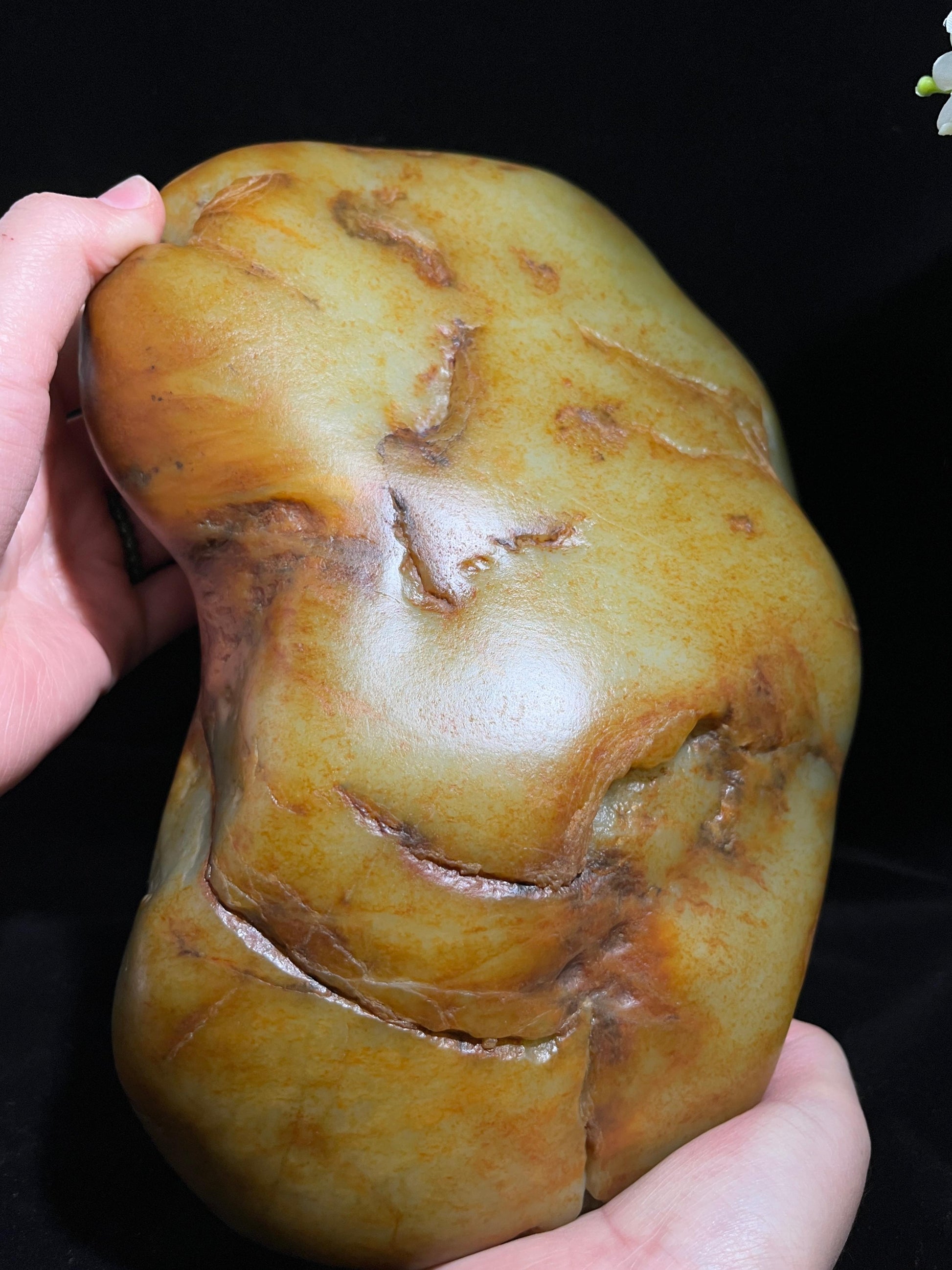 新疆和田玉青白种洒金皮籽料原石（yc259530）