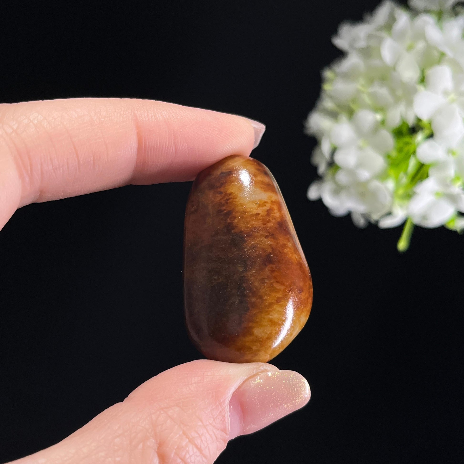 和田玉白玉“秋烬藏温”黑红皮籽料（yc353586）