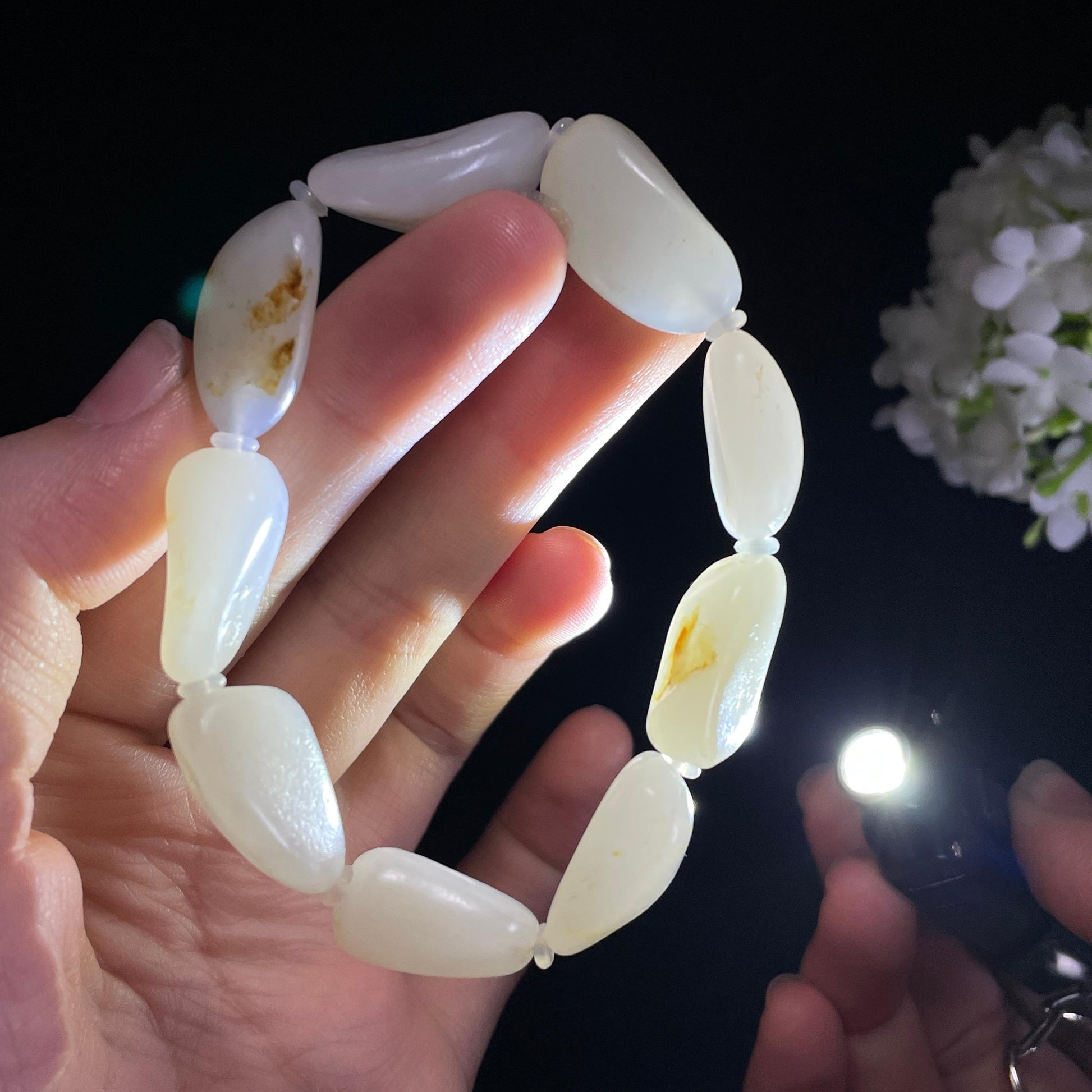 新疆天然和田玉光白籽洒金皮原籽手串（9颗）（yc430921）