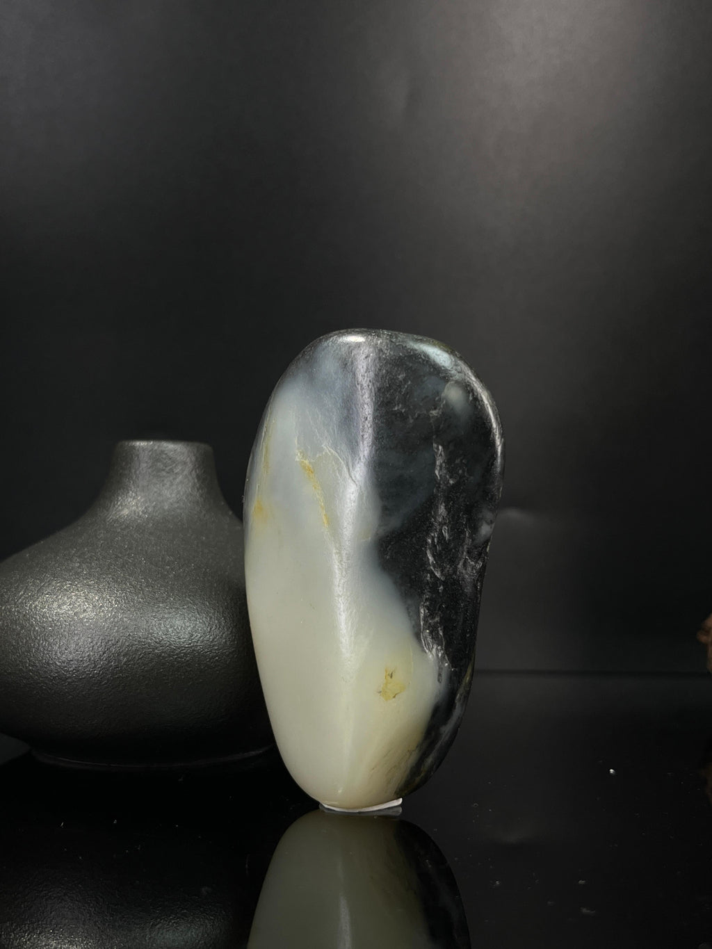 新疆和田玉青花籽料原石（yc241948）