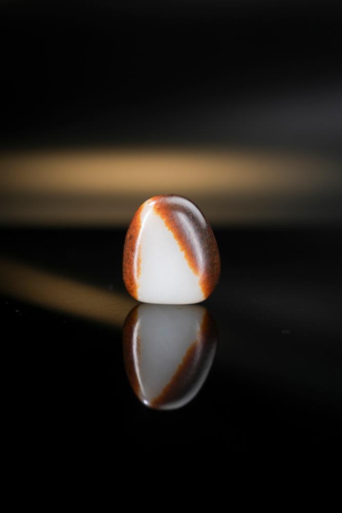 和田玉收藏级一级白双面红皮白玉籽料原石（yc259128）