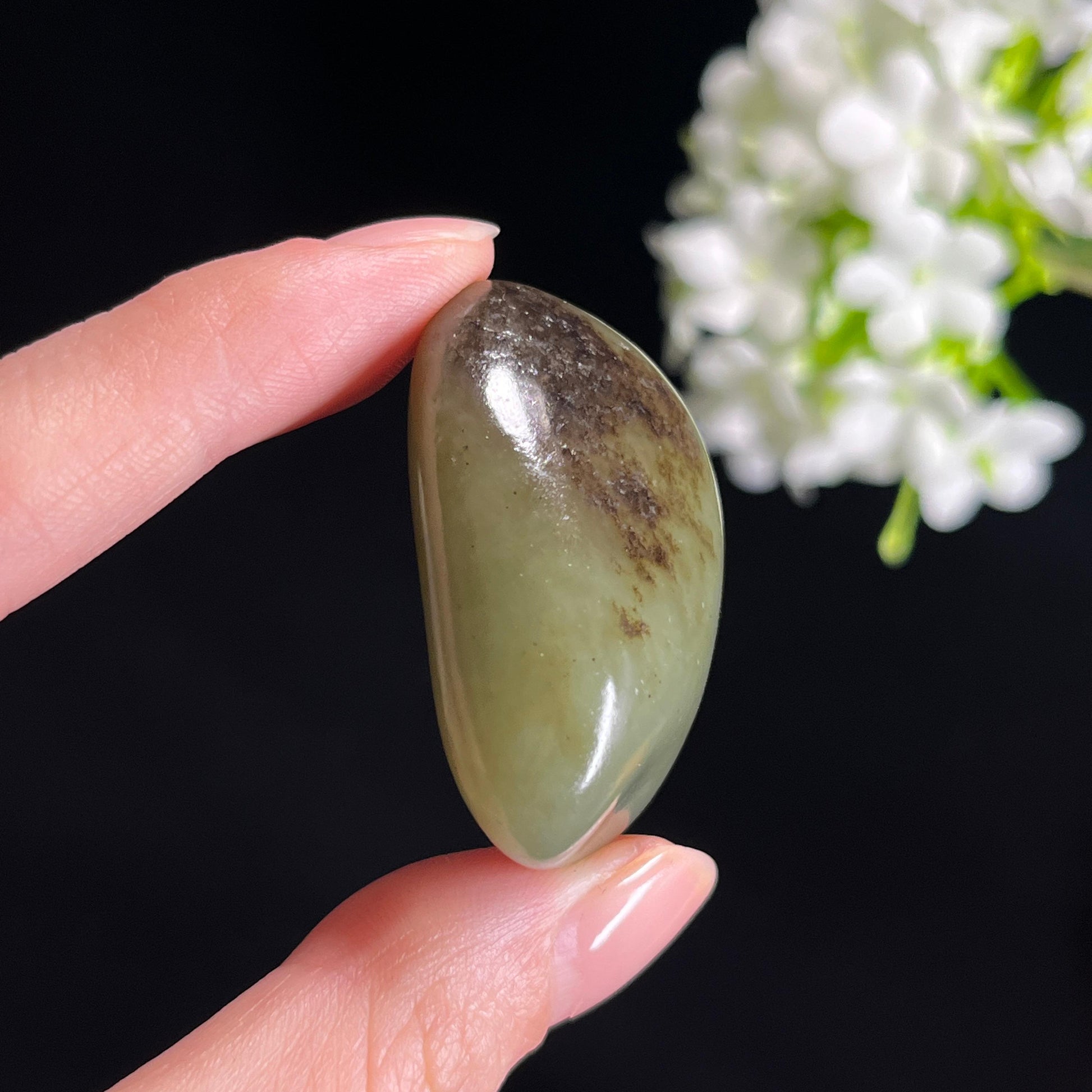 和田玉青白种“黛山泼墨”秋梨皮籽料（yc329355）