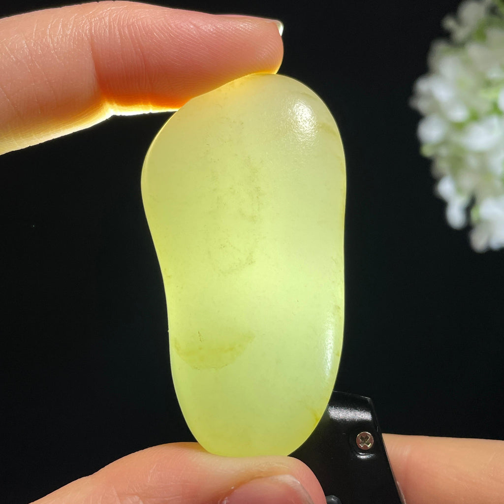 新疆和田玉“雪溪浮痕”白玉秋梨皮籽料（yc440979）
