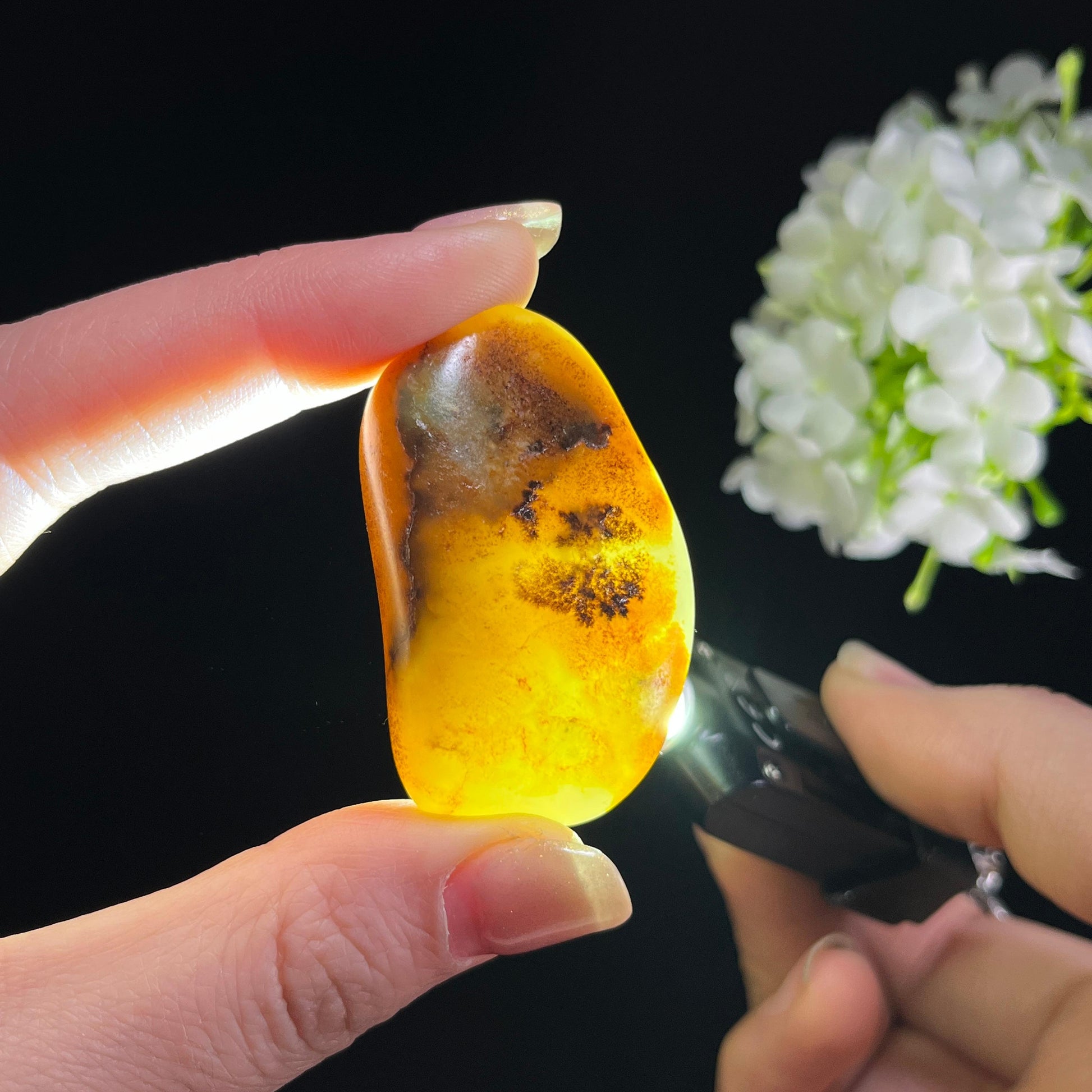 和田玉白玉“暮云朝旭”聚黄皮黑皮籽料（yc350678）