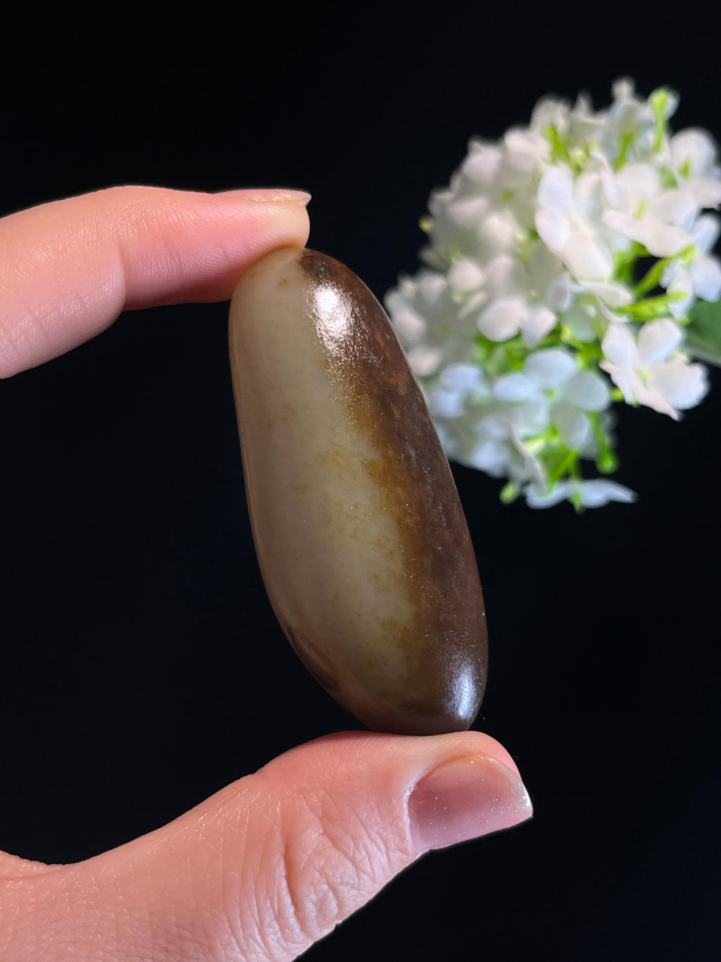 新疆天然和田玉秋梨皮籽料原石（yc274568）