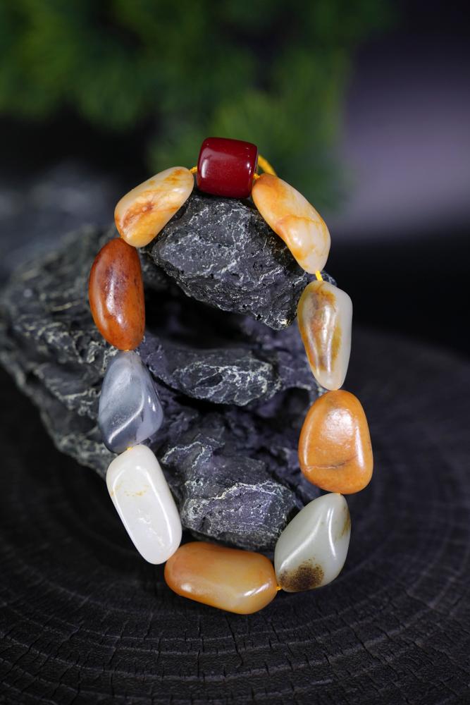 新疆和田玉多宝籽料手串（原籽无修）（yc229734）