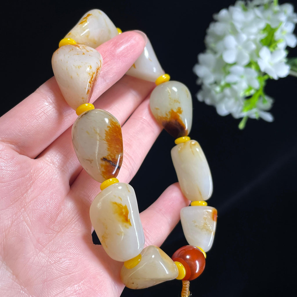 新疆天然和田玉青白玉白玉洒金皮红皮原籽手串（yc368775）