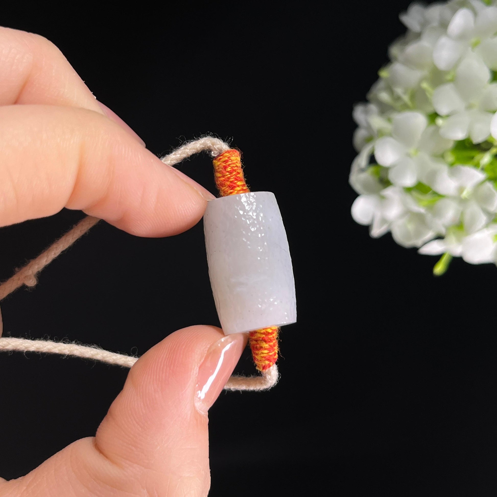 和田玉青花料“遇乐子”籽料雕刻勒子挂件（yc284647）