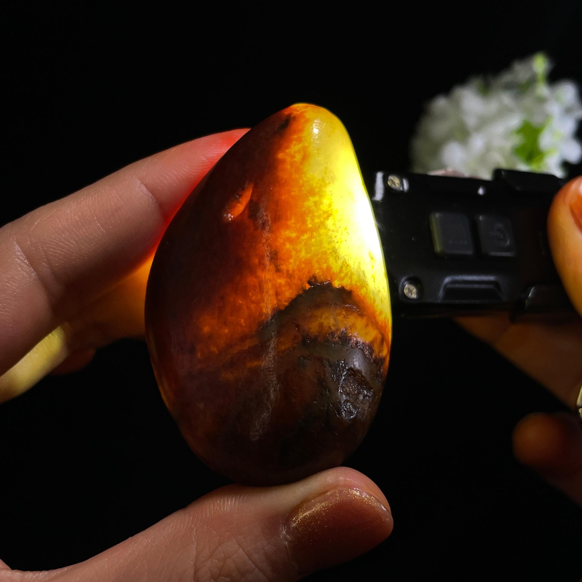 和田玉白玉“丹丘生色”聚红皮籽料（yc375275）