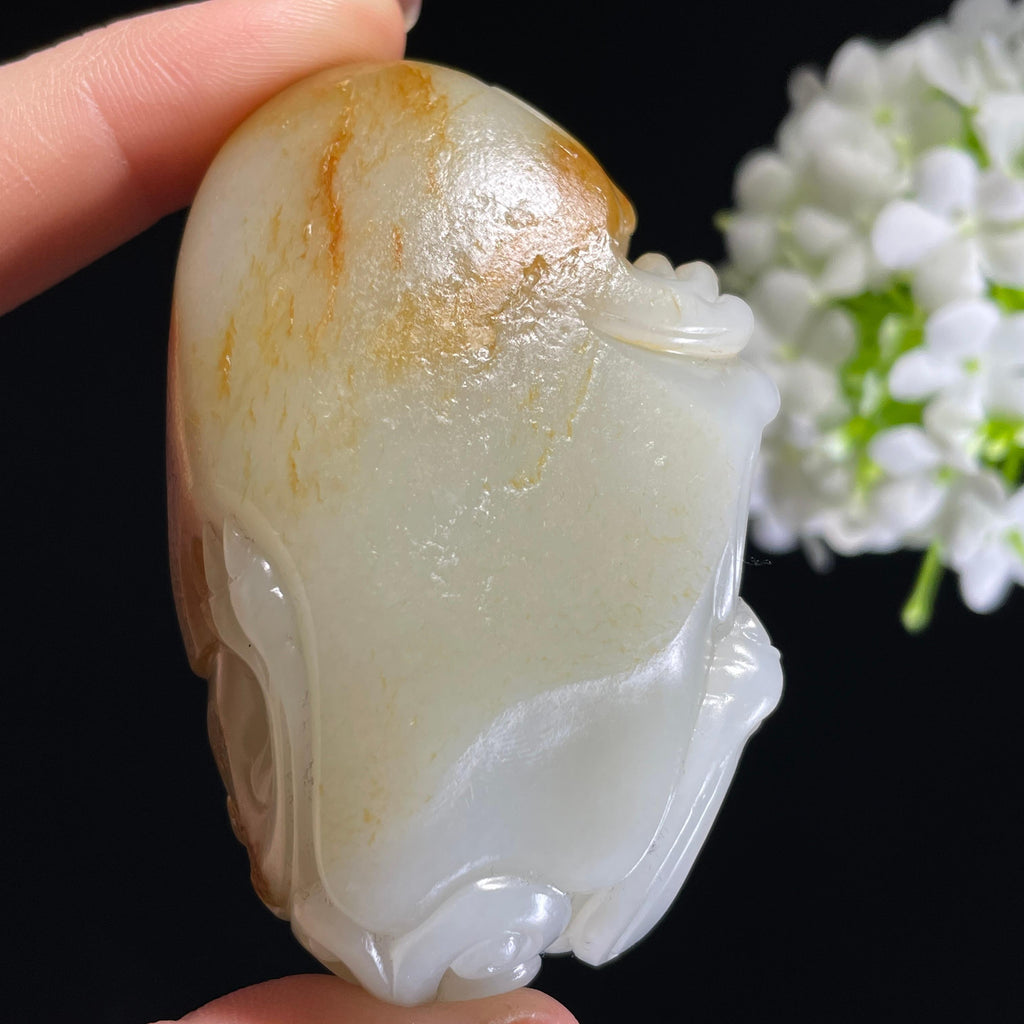 和田玉青花聚红皮“携子上朝”籽料貔貅雕刻（yc318432）