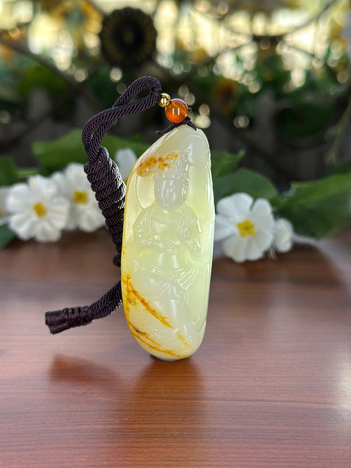 新疆和田玉精品洒金皮籽料自在观音挂件（yc709704）