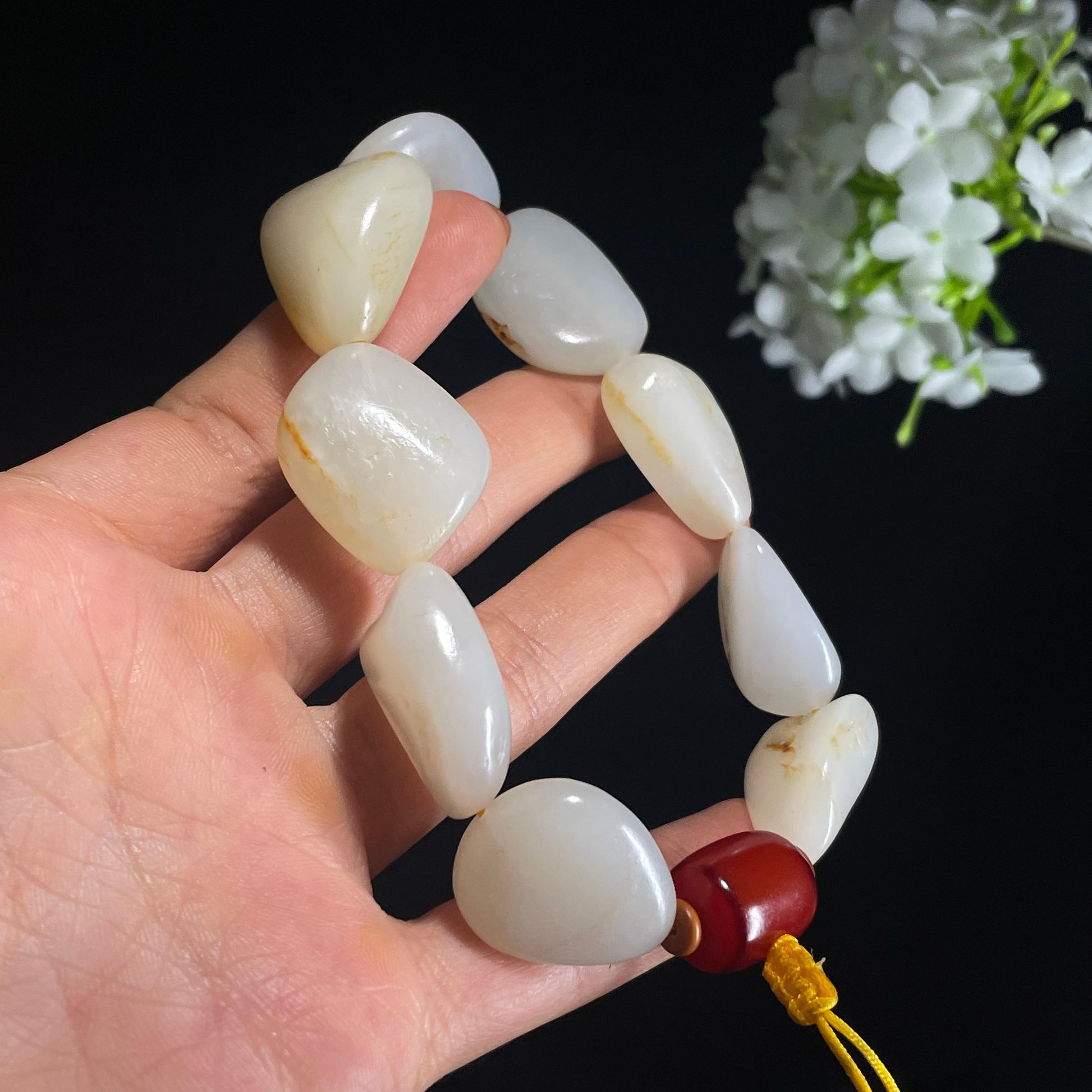 新疆天然和田玉白玉洒金皮籽料手串（yc401374）