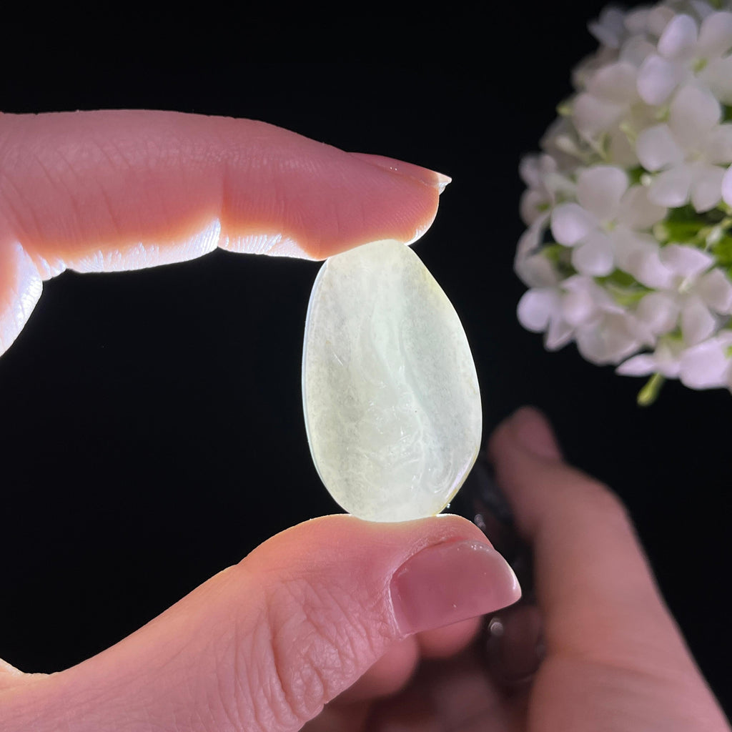 和田玉青花料“青玉貔貅”籽料雕刻挂件（yc284644）