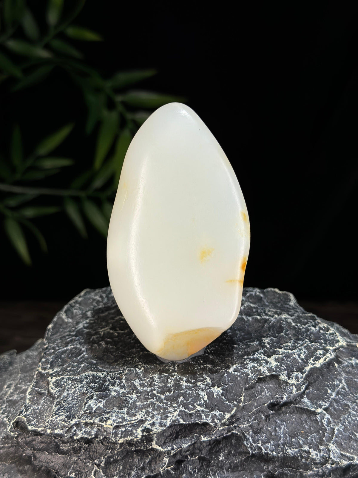 新疆和田玉臻品白玉洒金皮籽料手把件（yc723173）