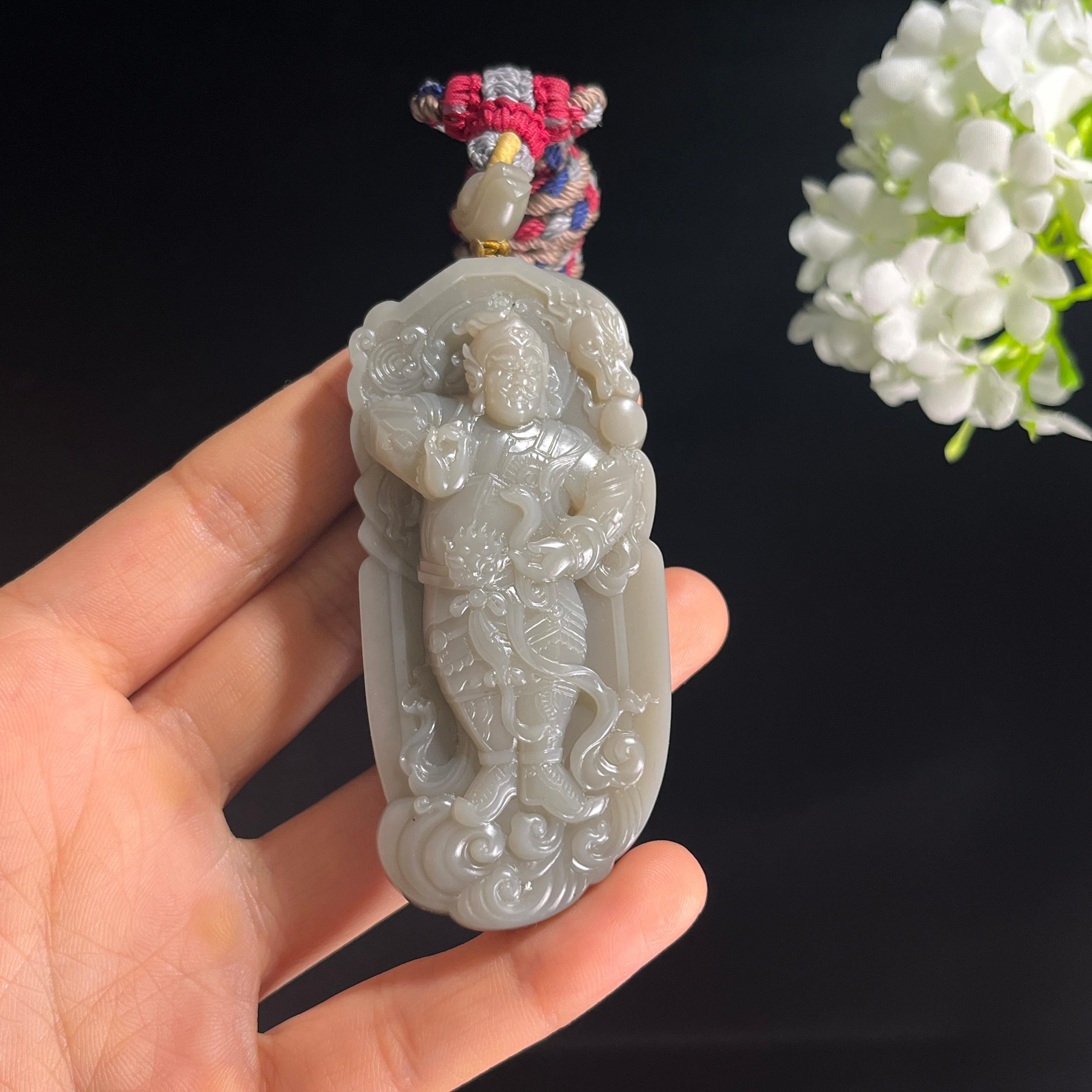 【特大】和田玉関羽像263g　和田白玉彫刻根付け 和田玉7000年の歴史 | 和田玉・天珠販売 アンティークキャスギャラリー