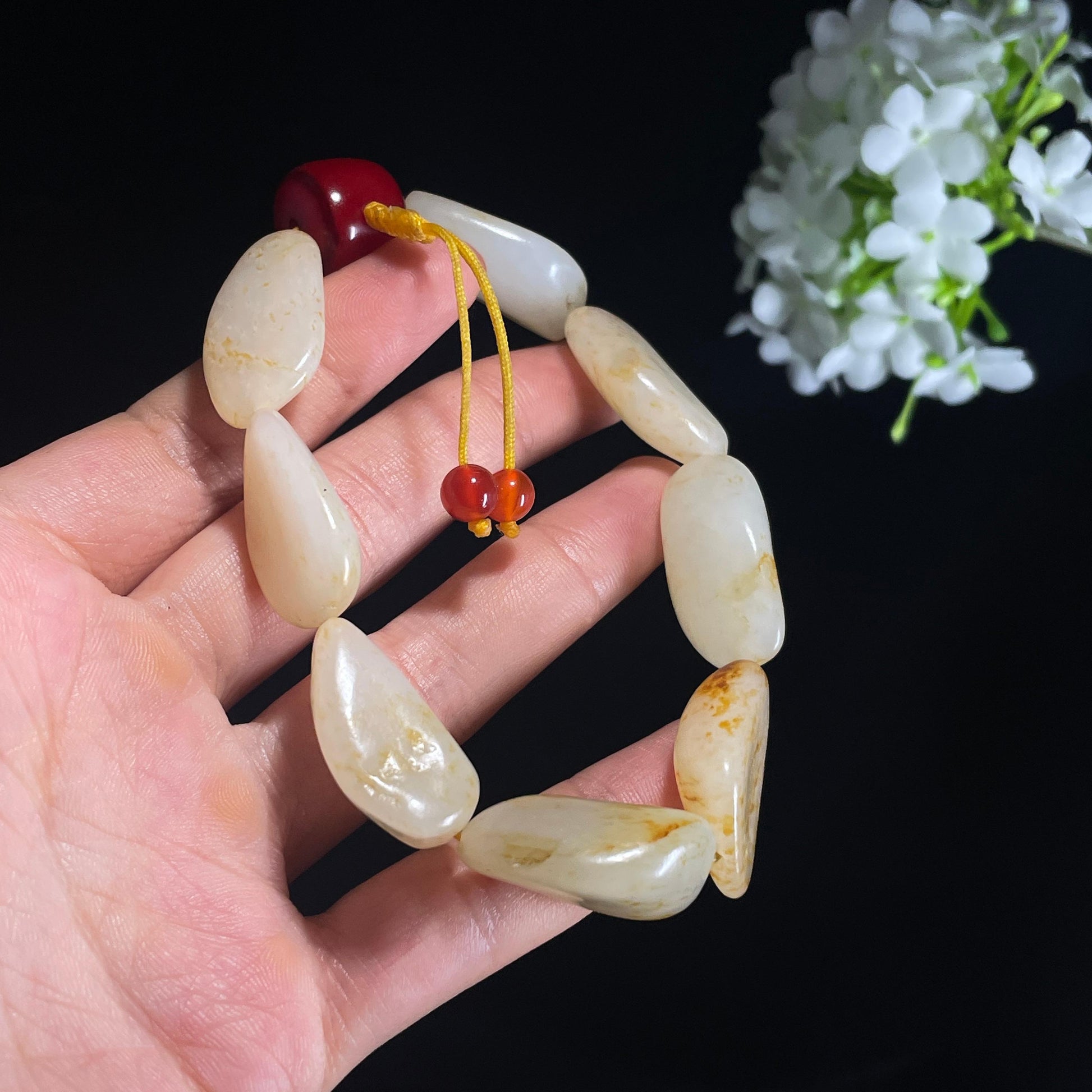 新疆天然和田玉“晴雪流金”籽料手串（yc401249）