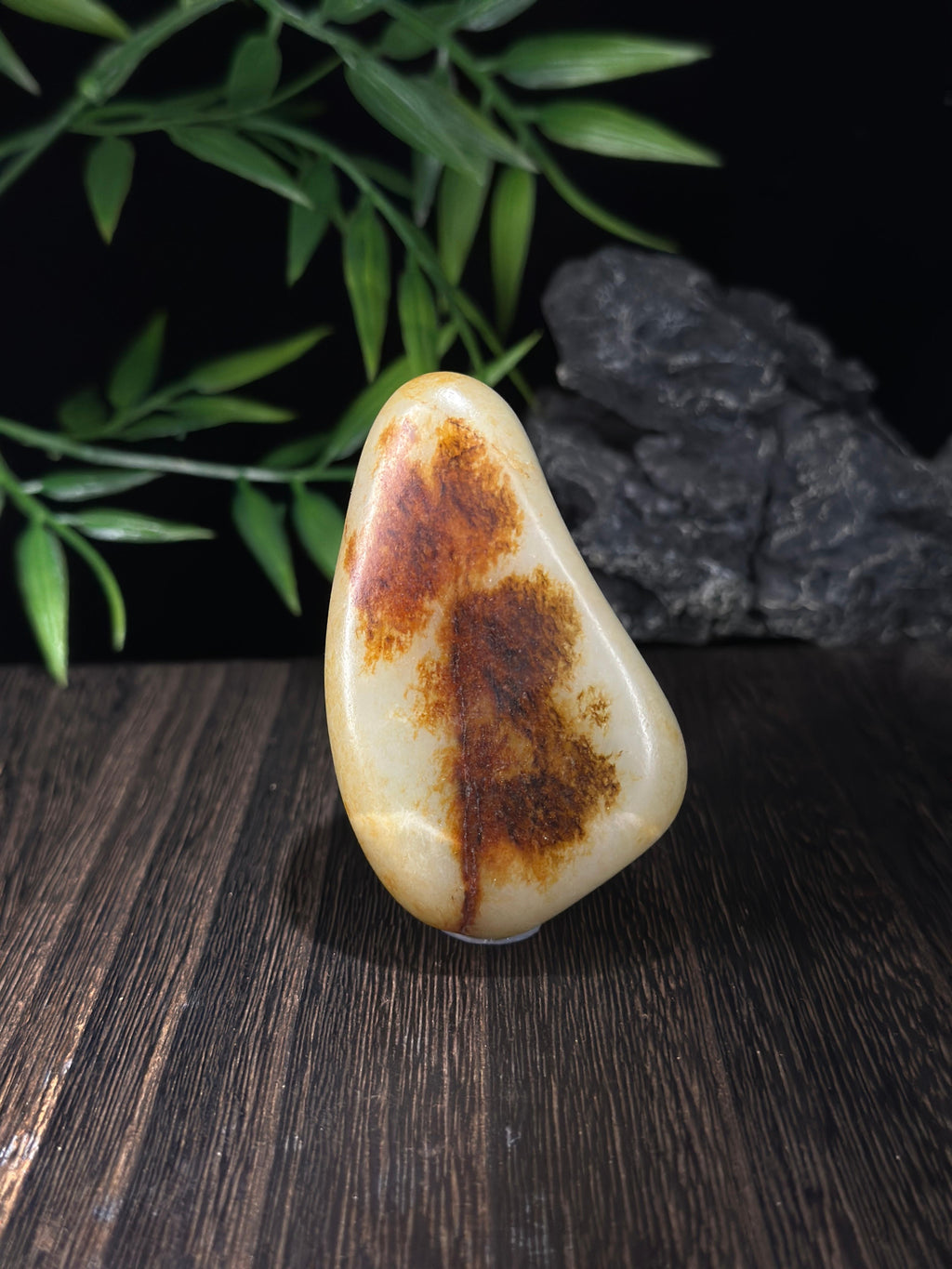 和田玉青白玉聚红皮籽料手把件（yc714327）