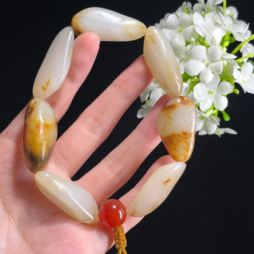 和田玉白玉洒金皮“沁籽璞玉”籽料手串（yc302805）