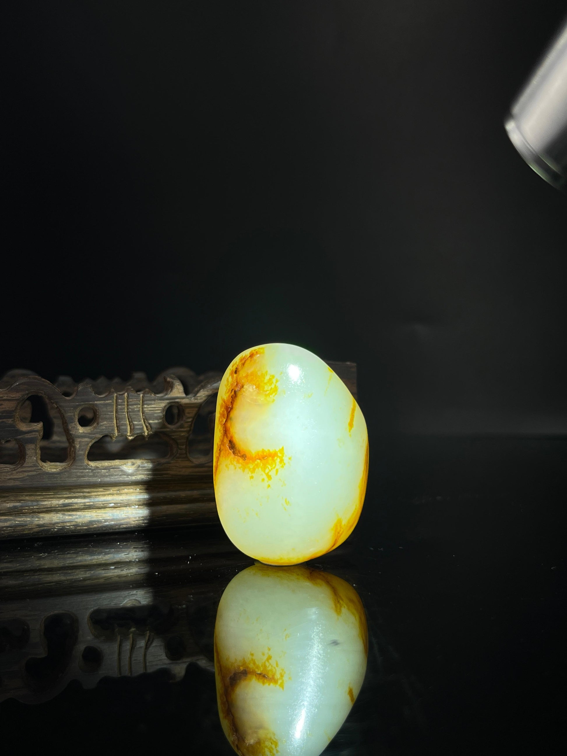 新疆和田白玉洒金皮籽料原石（yc240468）