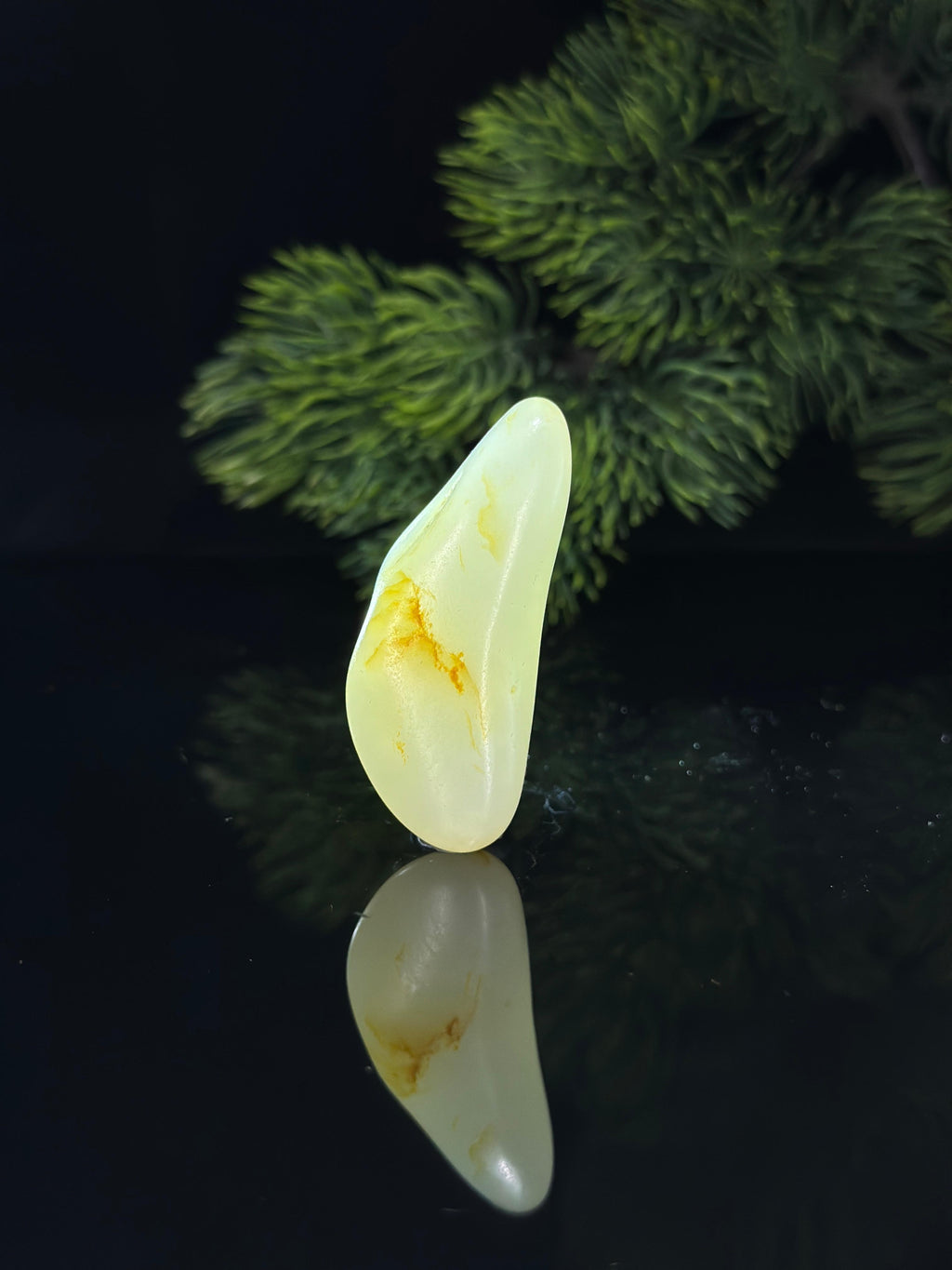 新疆和田玉白玉洒金皮挂件籽（yc536856）