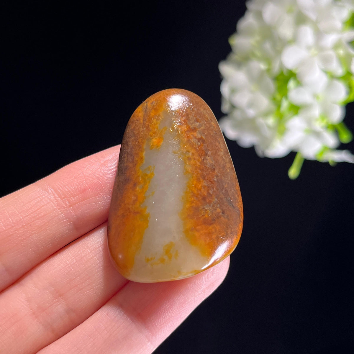 和田玉青白玉“朱痕沁素”红沁皮籽料（yc351427）