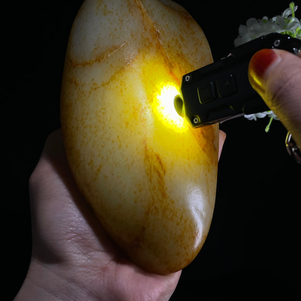 和田玉白玉“碎锦铺江”洒金皮籽料（yc387534）