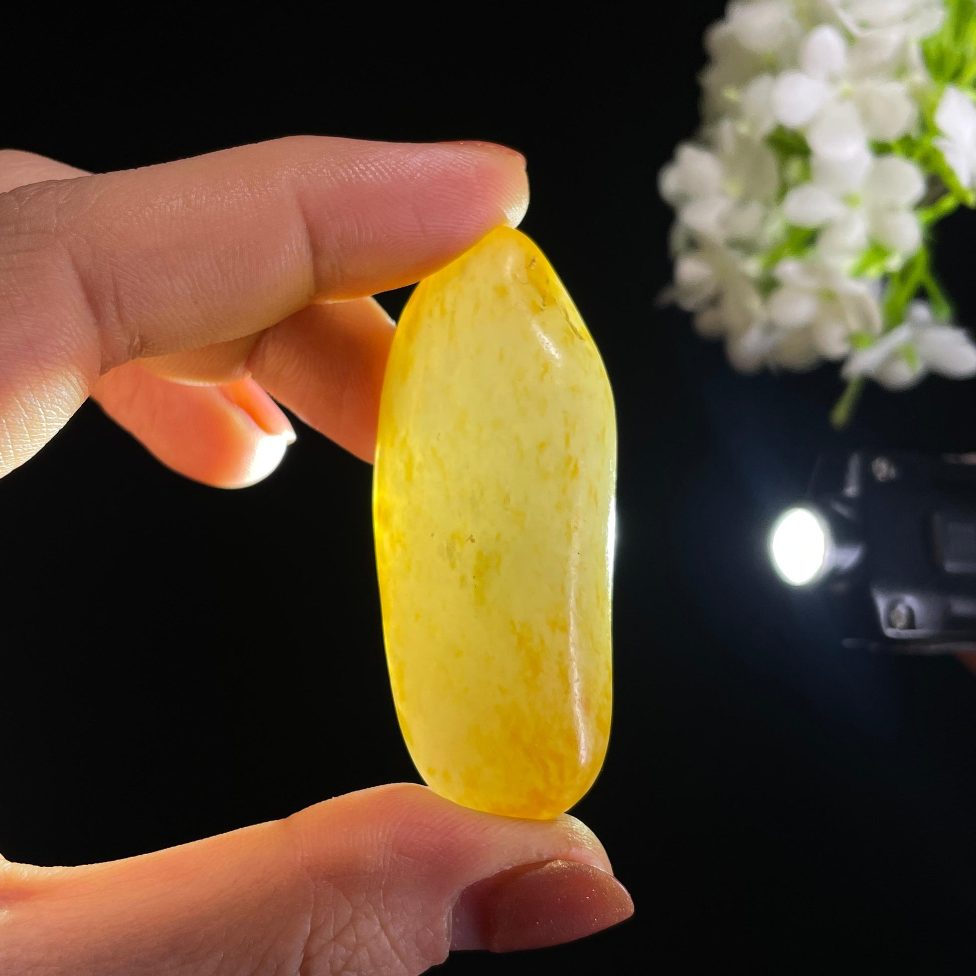 新疆天然和田玉洒金皮白玉籽料（yc403779）