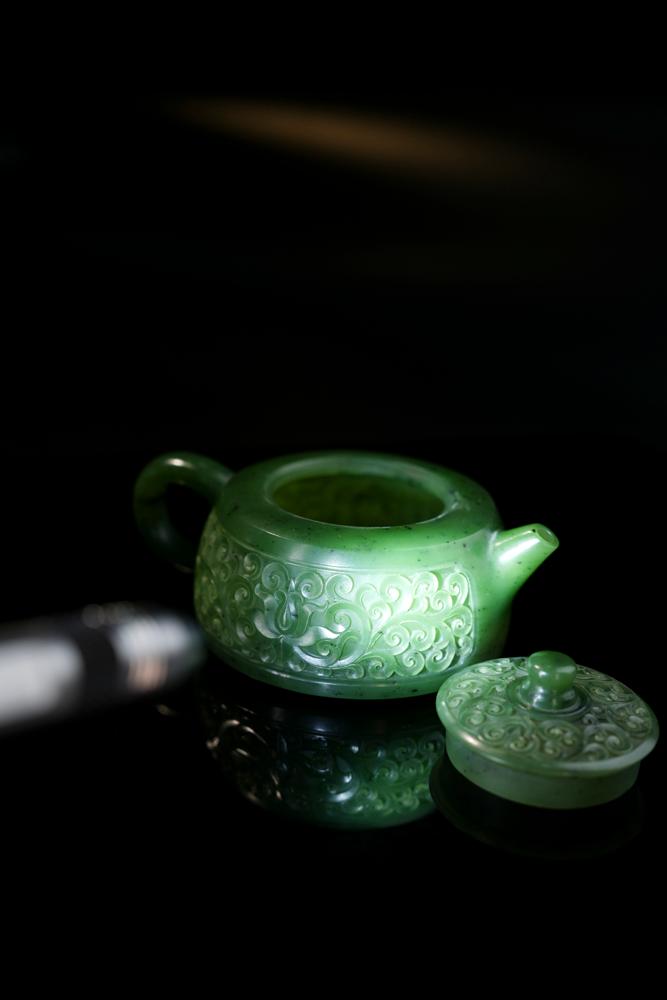 和田碧玉大师工铭刻茶壶（yc253287）