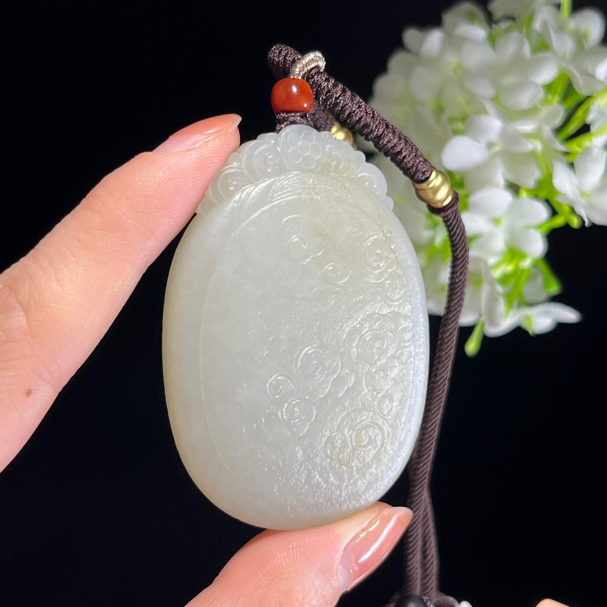 新疆天然和田玉白玉祥云浅雕籽料无事牌（yc349572）