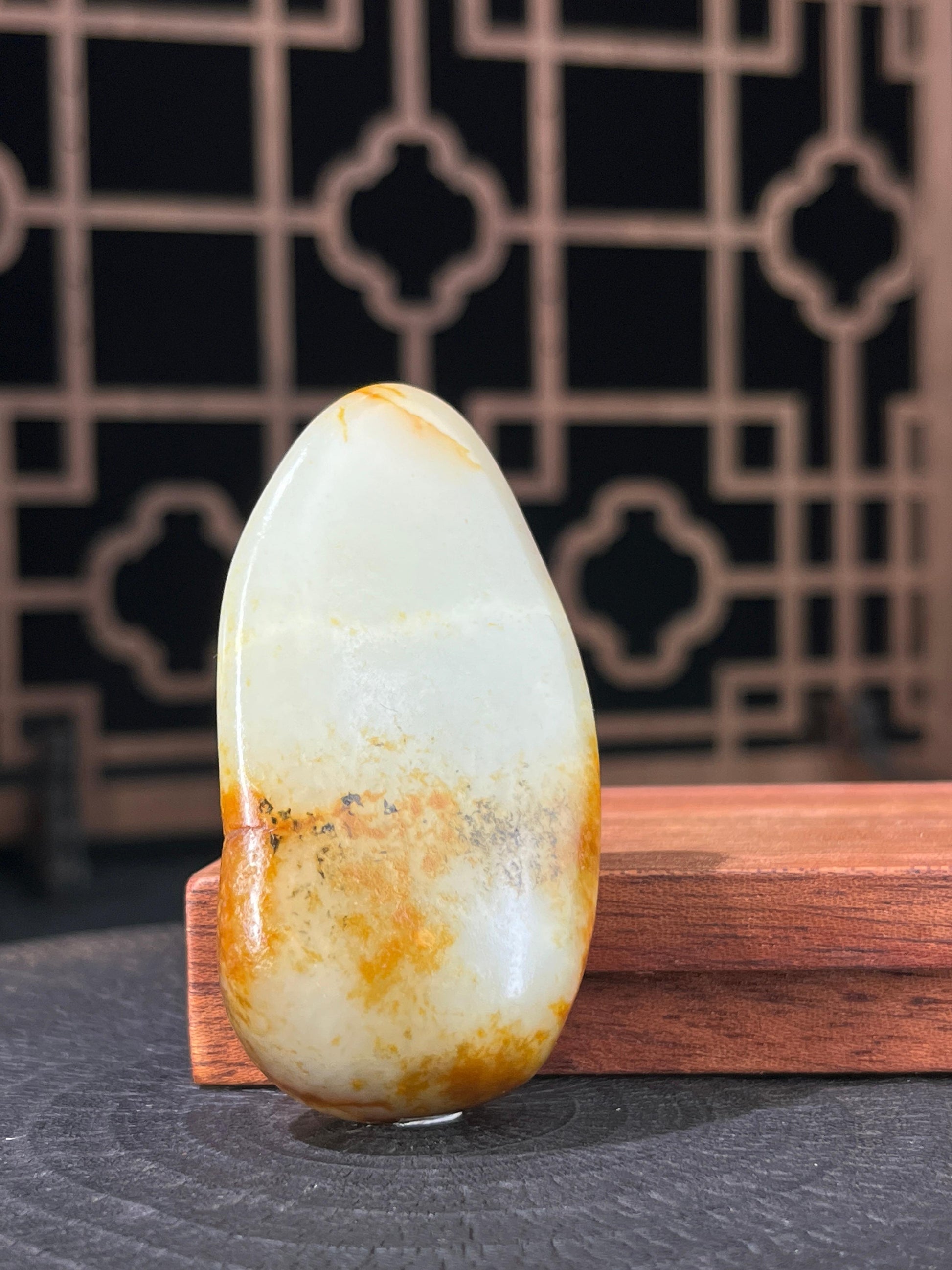 新疆和田玉白玉籽料原石聚红皮挂件2（yc233830）