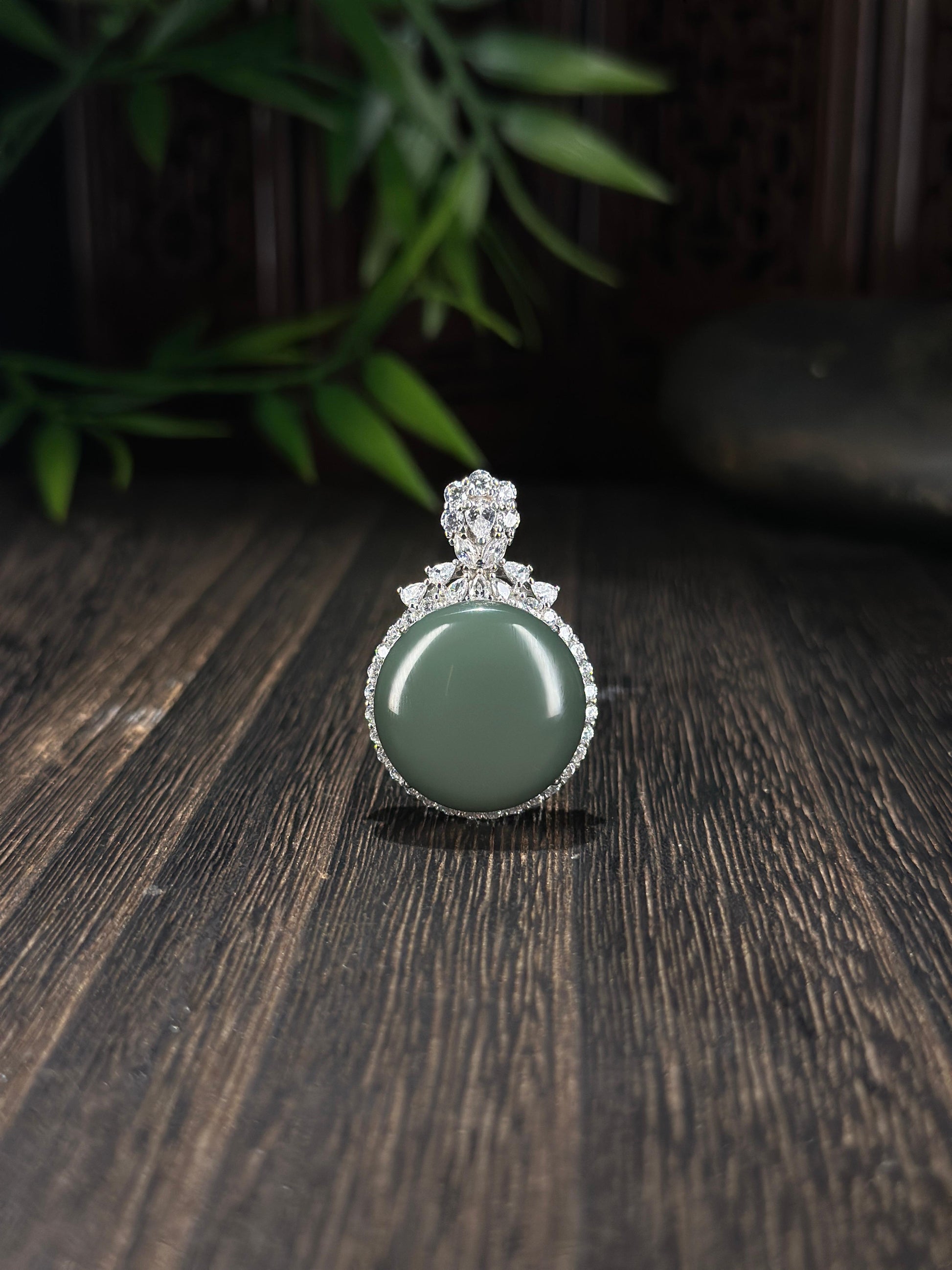 和田玉精品925银镶正圆蛋面挂件（yc702748）