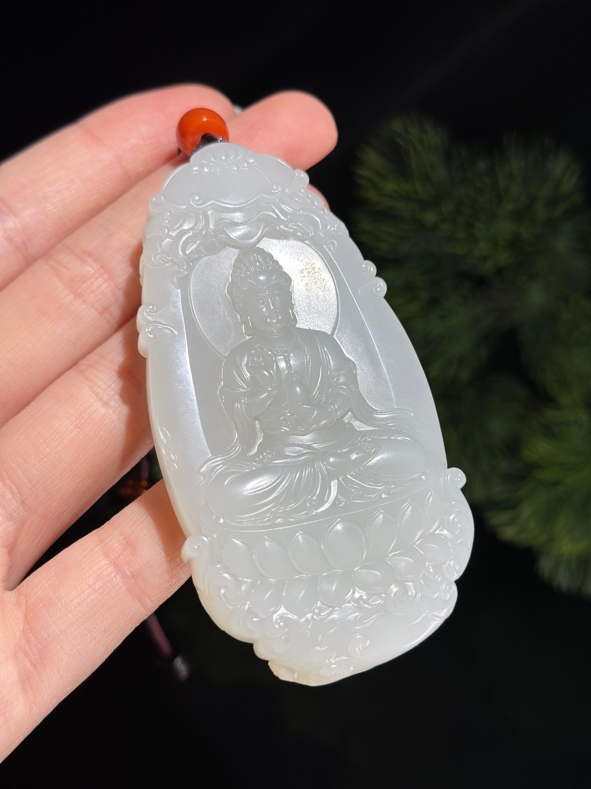 新疆和田玉白玉坐莲观音臻品籽料挂件（yc533917）