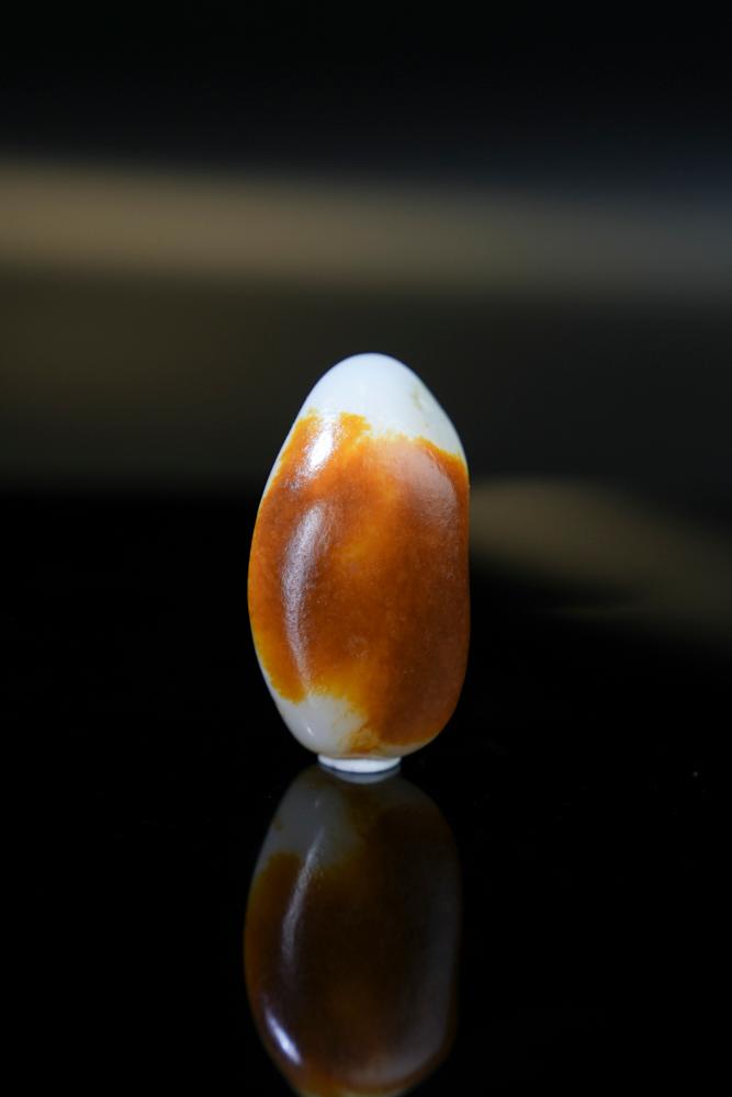 新疆和田玉聚红皮籽料原石（yc251718）