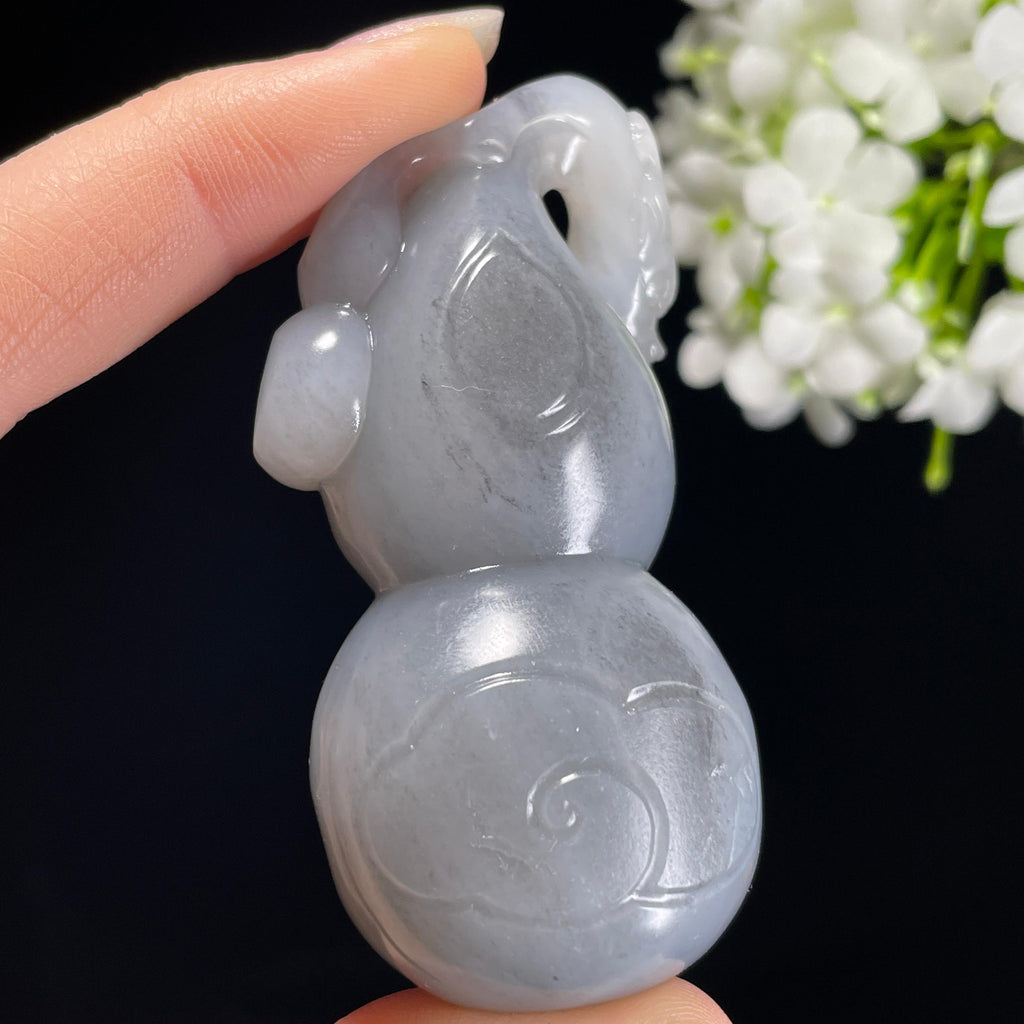 和田玉青花籽料“福禄送祥”葫芦雕刻手把件（yc326442）