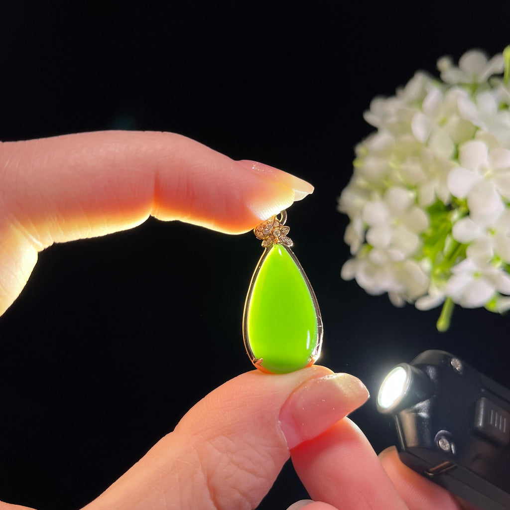 新疆天然和田玉18K金镶碧玉水滴吊坠（yc351472）